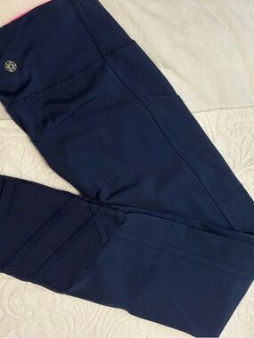 Lilly Pulitzer Navy Luxletic Leggings M